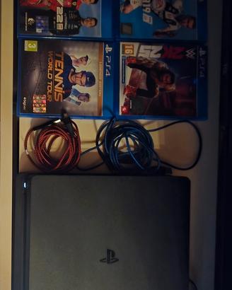 ps4 slim+5 giochi+2 controller+2 cavi 5m