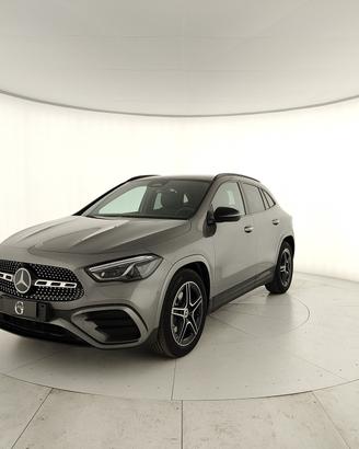 MERCEDES-BENZ GLA 200 d