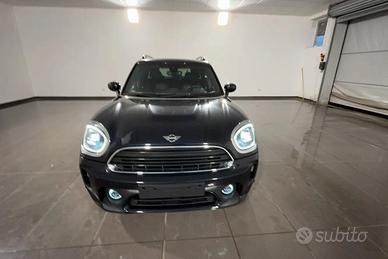 Mini Cooper Countryman 1.5 Essential