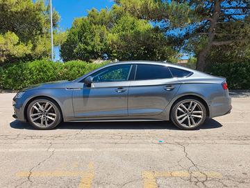 Audi A5 Sportback g-Tron S-Tronc