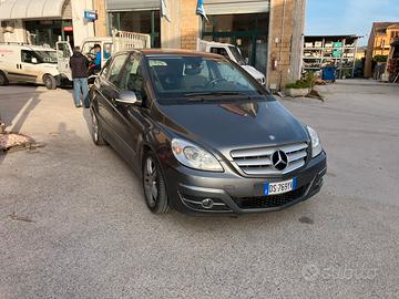 Mercedes classe B