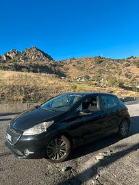Peugeot 208 - 1.2 PureTech