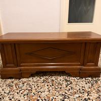 Cassapanca in legno
