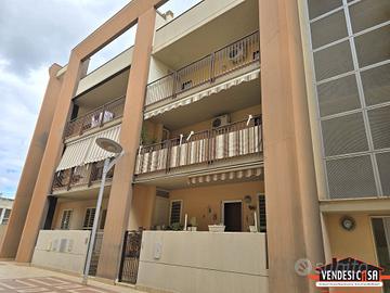 RECENTE 4 VANI CON TERRAZZO E BOX ZONA CANNETO