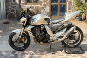 Kawasaki z1000 2005