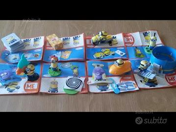 Minion serie completa maxi sorpresine kinder