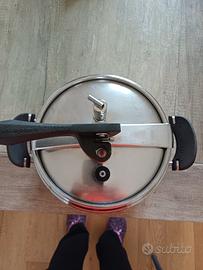 Pentola a pressione Lagostina