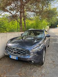 INFINITI FX30d GT