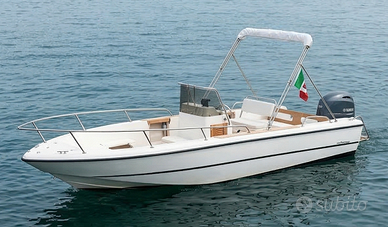 Motoscafo 5,80 m + motore 40-70 hp yamaha