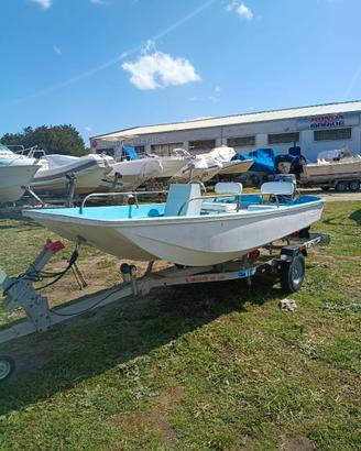 Barca Boston whaler 13