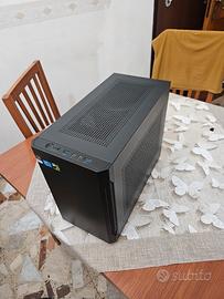 PC Fisso completo professionale pronto all'uso