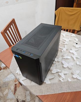 PC Fisso completo professionale pronto all'uso