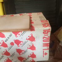 Piastrella come da foto 15 metri circa