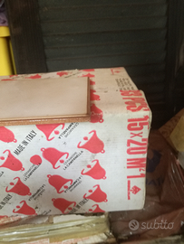 Piastrella come da foto 15 metri circa