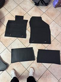 Cerchi gomme tappetini Lexus