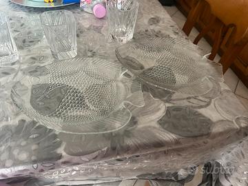 Set piatti e bicchieri