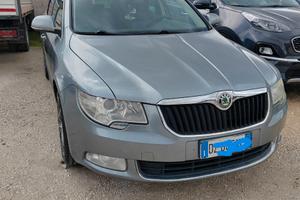 Skoda Superb sw 2.0 Tdi
