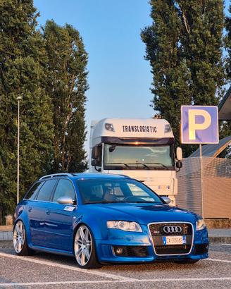 Audi RS4 B7 4.2 V8
