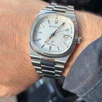 Bulova super seville colore  argento 