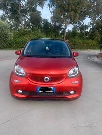 Smart forfour twinamic nightview red