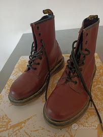 anfibi Dr. Martens nr 36