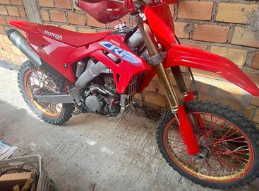 2004 Honda Crf