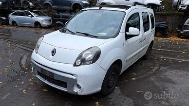 RENAULT KANGOO 2012 SOLO PER RICAMBI