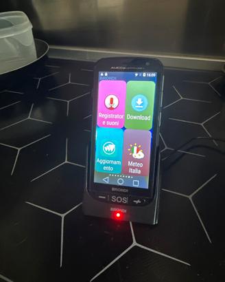 Brondi Amico smartphone +