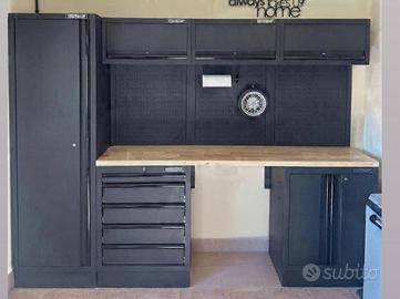 Arredamento officina garage