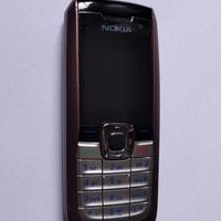 Nokia 2610 completo di caricabatteria