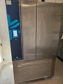 Abbattitore fermolievitazione 24 teglie sinforcold