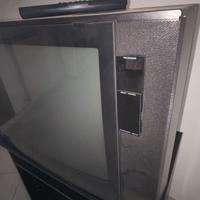 TV Blaupunkt e mobiletto