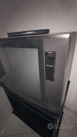 TV Blaupunkt e mobiletto
