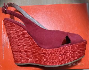 Sandali con zeppa alta n.35