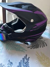 Casco cross viola e nero
