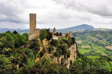 casale,rustico Montefalcone Appennino  (Marche)