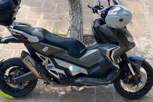 Honda XADV750