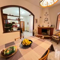 Domusnovas, Trivano al piano Terra con Box Auto