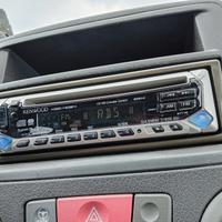 Autoradio con frontalino Kenwood Panda 169