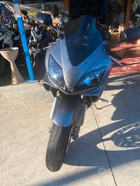 Honda cbr 600 f 2005