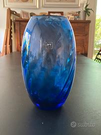 Vaso da fiori in vetro di colore blu, marca IVV
