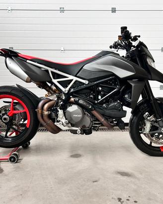 Ducati hypermotard 950