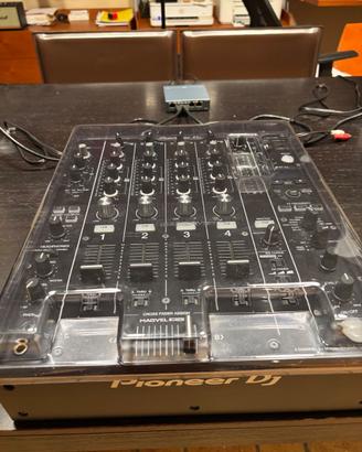 Mixer Pioneer DJM 750 mk2