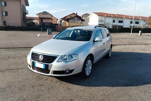 Volkswagen Passat 1.4 Benzina - Metano
