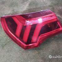Stop fanale faro posteriore led audi q3 s.line