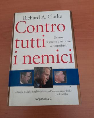 Contro tutti i nemici