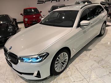 BMW 520 d Touring xDrive 190cv Luxury StepTronic