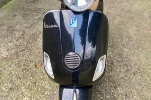 Piaggio Vespa 50 LX - 2010