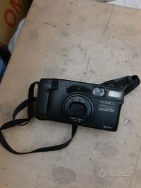 Macchina fotografica vintage yashica zoomtec 38 80