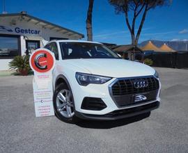 Audi Q3 35 TDI S tronic Business